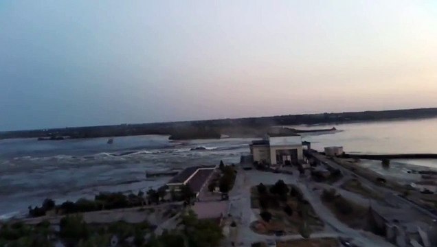 Son dakika: Herson bölgesinde Rusya kontrolündeki baraj vuruldu! Ukrayna lideri Zelenski acil toplantı kararı aldı