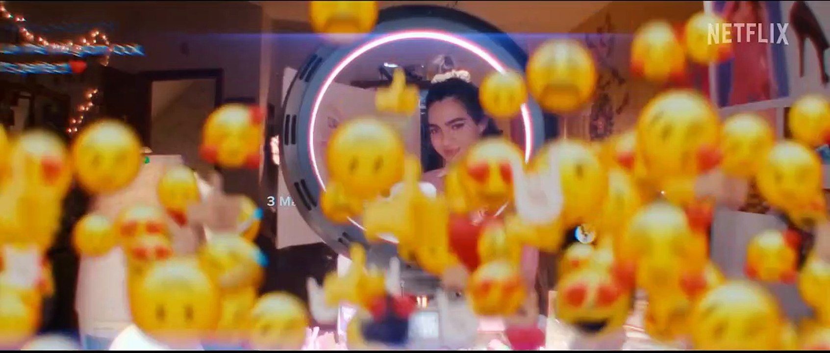 Glamorous trailer ov