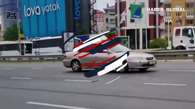 İstanbul trafiğinde şaşkına çeviren manzara