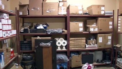 Kartal'da milyonluk vurgun: Çaldığı ürünleri personele taşıttı