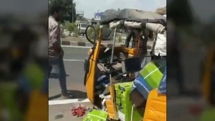 సదాశివపేట: శివారులో ఆటో బోల్తా.. డ్రైవర్ మృతి