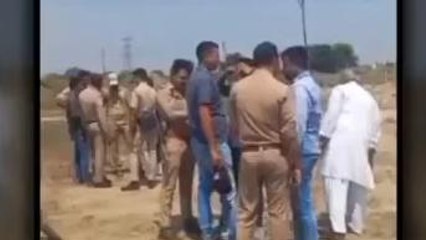 बेजुबानों की मौत पर हंगामा, गड्ढे में लाश को देख फूटा हिंदू संगठनों का गुस्सा