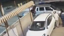 चन्दौली: चोर धक्का देकर उड़ा ले गए कार, वारदात सीसीटीवी में कैद