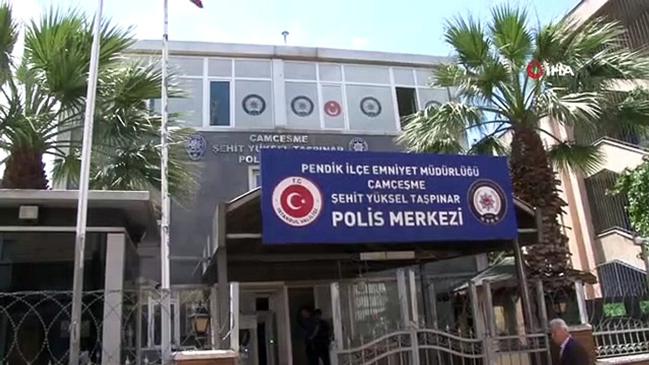 La personne qui a attaqué la police avec une pierre à Pendik a été renvoyée au palais de justice