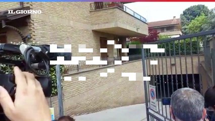 Senago, l'ingresso dei Ris nella casa di via Novella