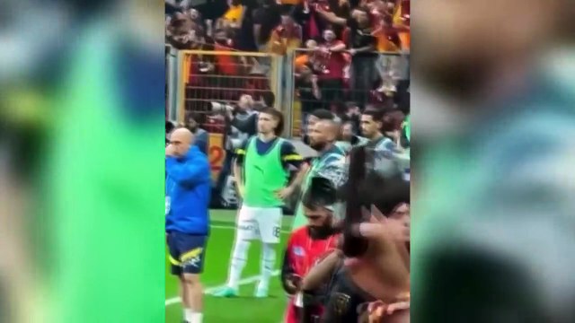 Derbideki görüntüsü olay olan Mert Hakan Yandaş'tan Galatasaraylılara bomba gönderme: Bilin istedim
