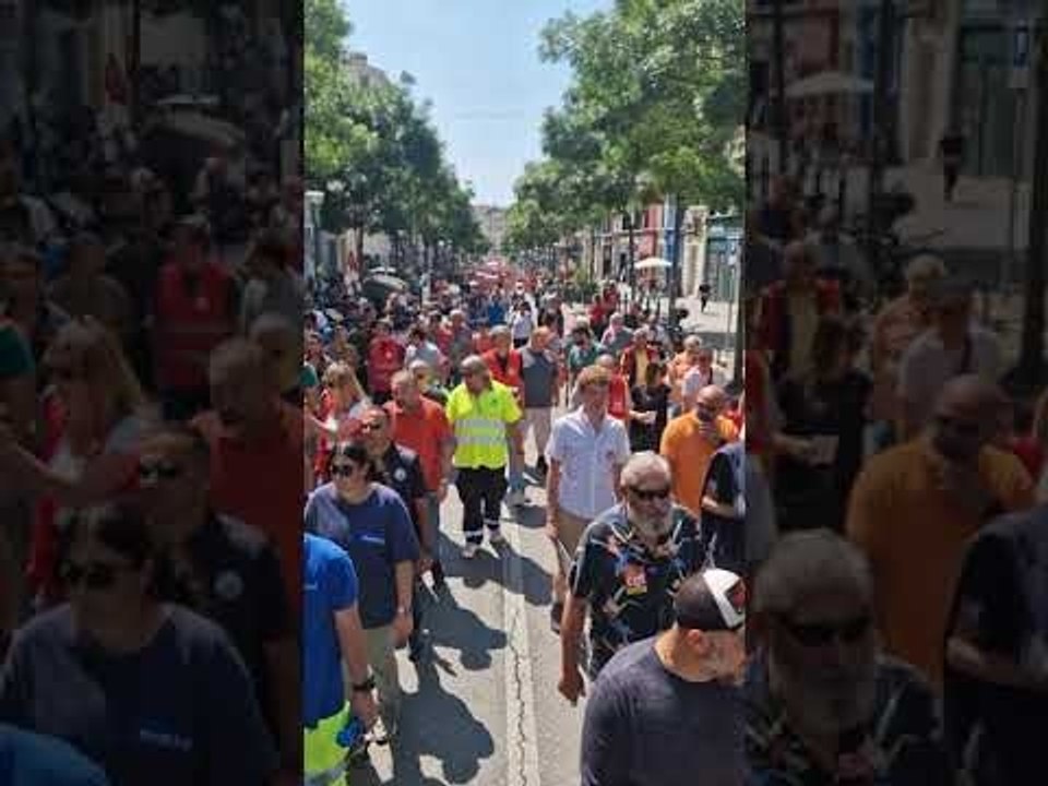 Marseille : une mobilisation toujours aussi festive contre la réforme des retraites