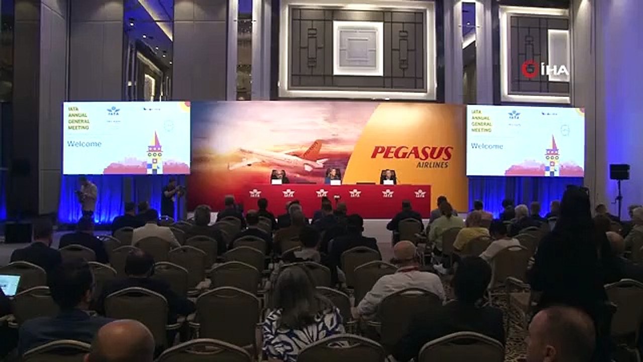 Pegasus Hava Yolları CEO'su Güliz Öztürk: "2022 yılı performansımızla dünyanın operasyonel karlılığı en yüksek hava yolu şirketi olduk"