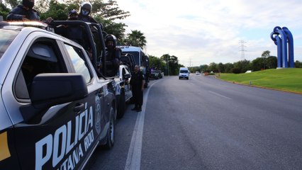 Download Video: Tiroteo dejó cuatro personas heridas en un mercado en Cancún