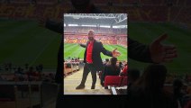 Hakan Çalhanoğlu'nun babasından Galatasaray taraftarını heyecanlandıran kare! Erden Timur ile poz verdi