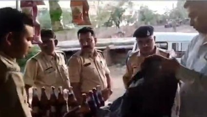 शराब माफिया: अवैध शराब के ठिकानों पर पुलिस की कार्रवाई से मचा हड़कंप