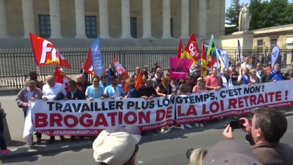 Retraites: "Cette réforme est violente, elle doit être abrogée" réitère Sophie Binet