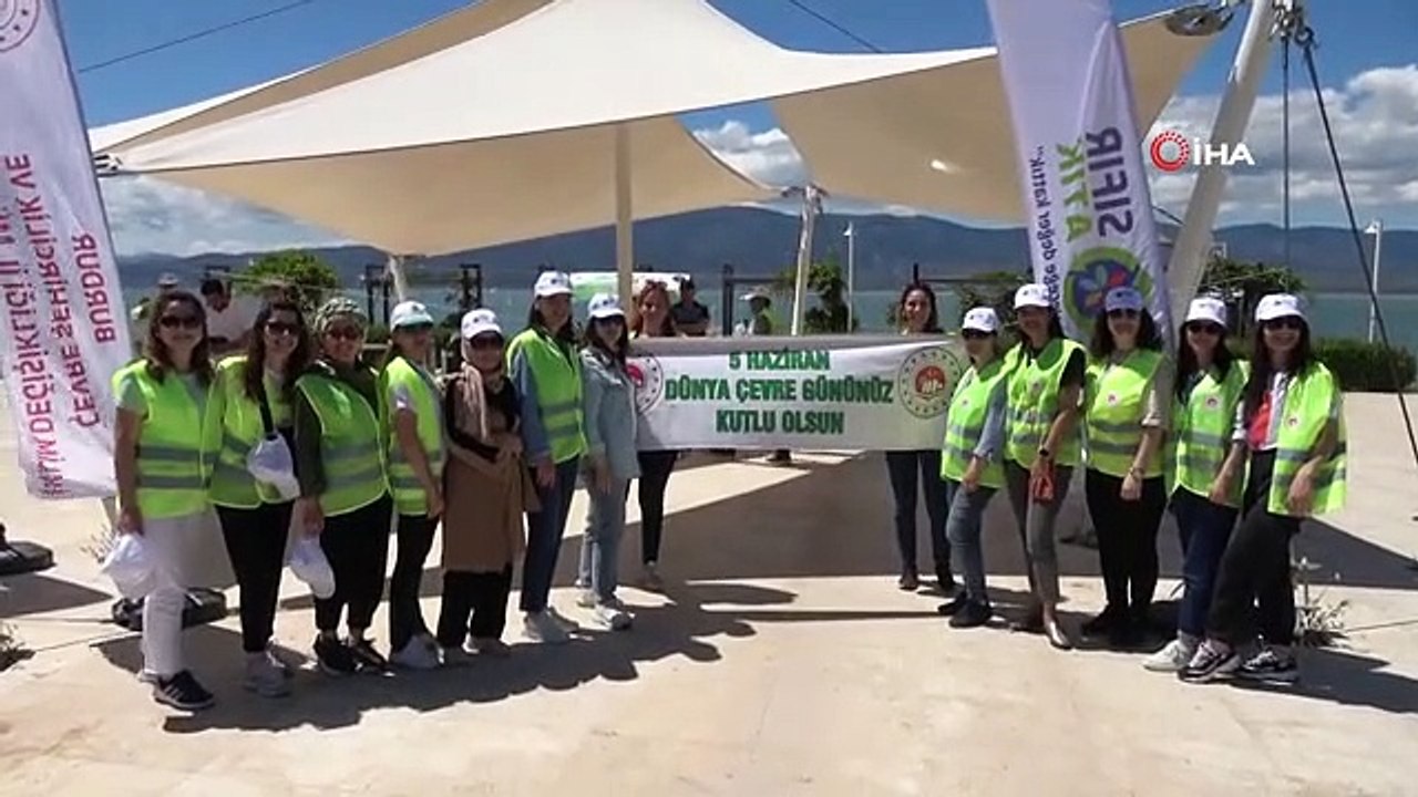 Burdur Gölü çevresinde bisiklet sürüp çöp topladılar, gölün su seviyesi 7 santim yükseldi