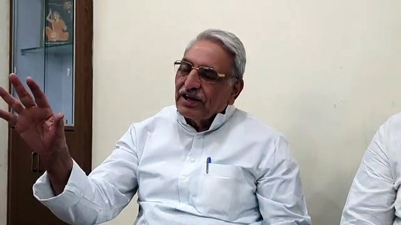 नागौर में डॉ. चंद्रभान बोले - कांग्रेस में गुटबाजी है