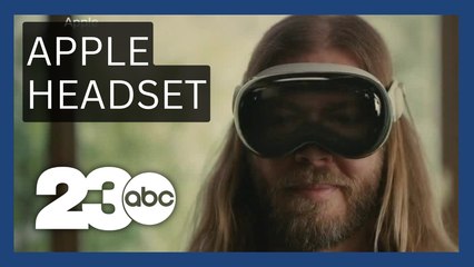 Apple unveils new VR headset