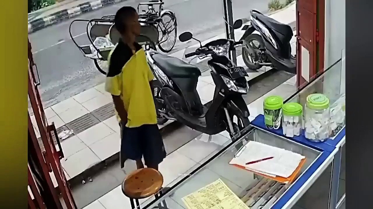 Instant Regret Fails Compilation _ Funny Fails (1)