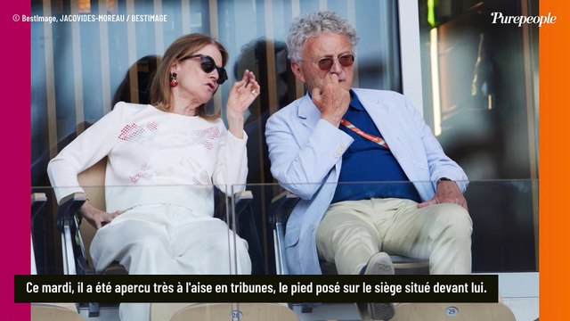 Nelson Monfort très à l'aise dans les tribunes de Roland-Garros, apparition remarquée avec sa femme Dominique