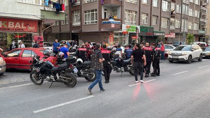 Kavga edenleri ayırmak isterken vuruldu