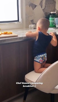 La semaine commence à merveille pour M. Pokora puisque les membres de sa famille sont enfin, avec lui, en France.Christina Milian partage une vidéo de son fils Kenna en cuisine. Instagram. Le 6 juin 2023.