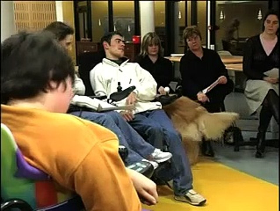 Cinq Fauteuils pour l’Égypte | movie | 2008 | Official Clip