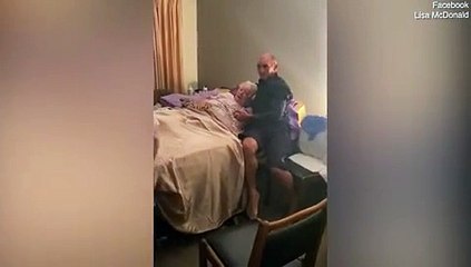 ¡Conmovedor! Abuelita fan de "Bambi" cumple su sueño de conocer un ciervo