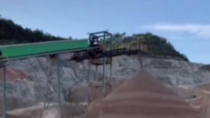 अनूपपुर: जिले के स्टोन क्रेशरों पर हुई कार्रवाई से मचा हड़कंप,14 वाहन जप्त,देखें ये बड़ी खबर