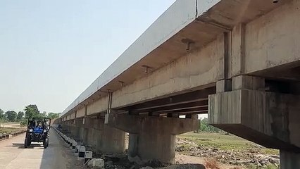 बन्ने नदी पर बना पुल