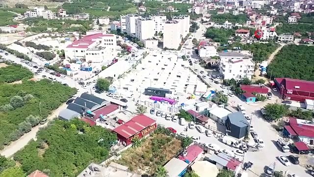 Evyap'tan deprem bölgesine, mobil berber tırı ve 10 hijyen istasyonu desteği