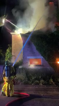 Impressionnant incendie dans une maison à Faulx-les-Tombes