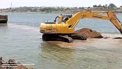 Video Story: Machines were extracting sand in Narmada