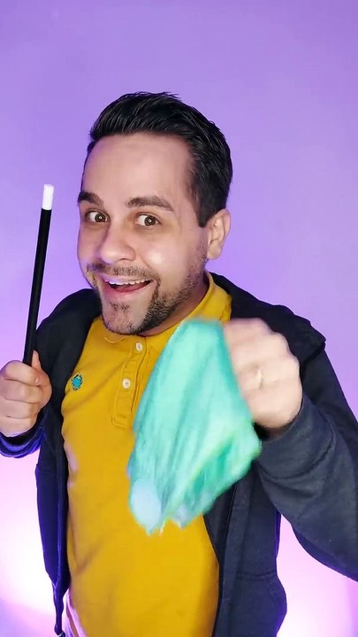 FAMOUS MAGIC REVEALED  VIRAL MAGIC TRICKS  #shorts #magic #magictutorial #magicrevealed #фокусник