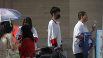 Millones de alumnos chinos se presentan a la selectividad más vigilada de la historia