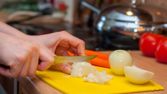 ‘Plastik kesme tahtası’ tehlikesine dikkat