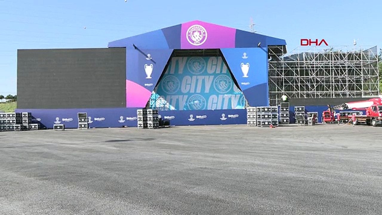 Derniers préparatifs autour du stade olympique Atatürk avant la finale de l'UEFA Champions League