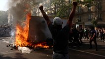 فرنسا.. مواجهات بين الشرطة ومتظاهرين يرفضون قانون التقاعد