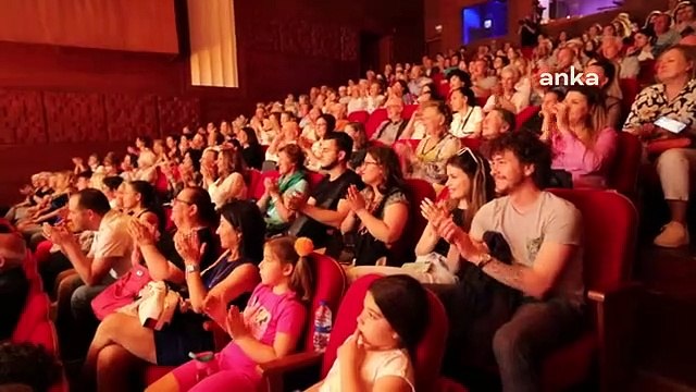 Bayraklı Belediyesi Mandolin Orkestrası Yaza Merhaba Konseriyle Sahne Aldı