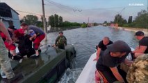 عمليات إجلاء السكان مستمرة بعد تدمير جزئي لسد كاخوفكا في جنوب أوكرانيا