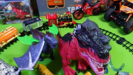 Drama Kereta Expres Tabrakan Dengan Ultraman, Truk Molen, Mobil Water Canon, Kudanil, Dinosaurus