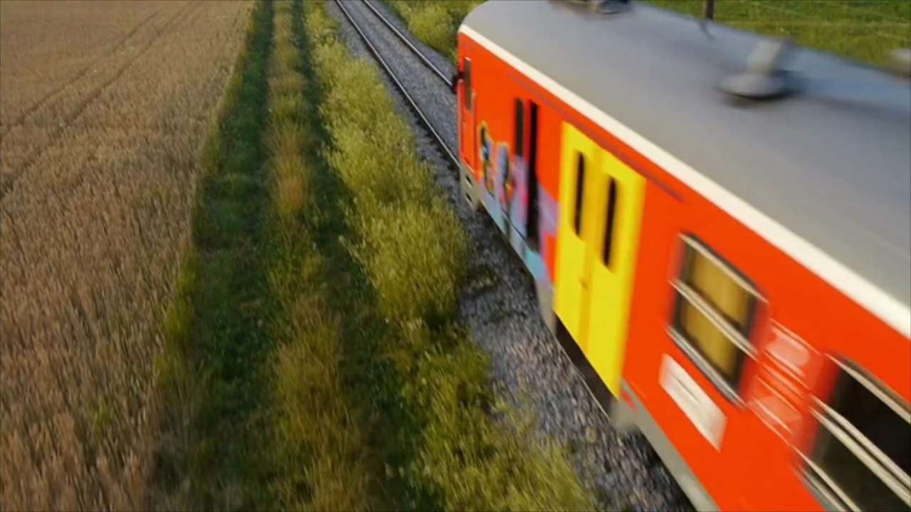 Tödlicher Zusammenstoß zwischen Auto und Schnellzug nach Sylt!