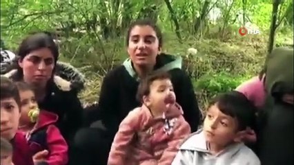 Yunanistan'da adacıkta mahsur kalan göçmenler