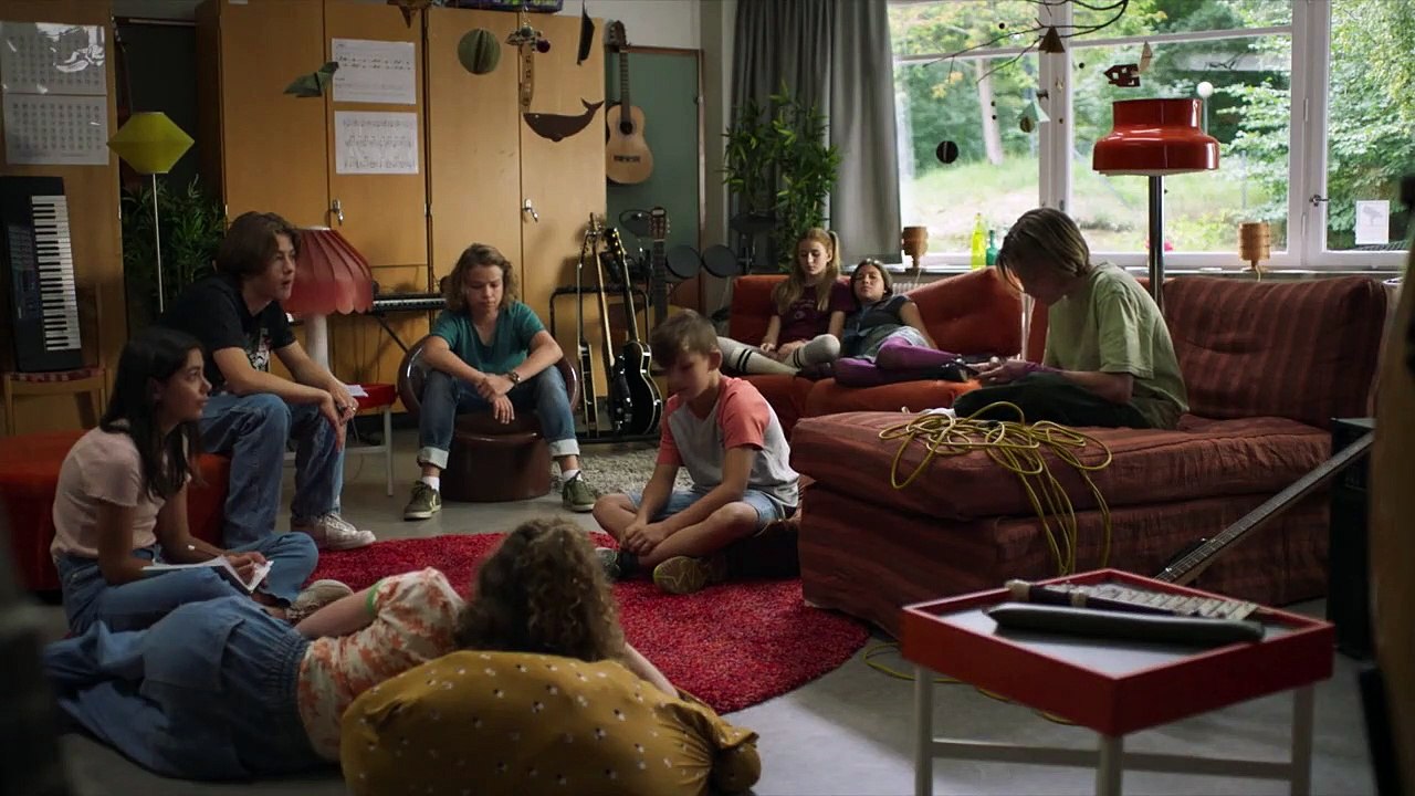 Eva & Adam Trailer DF