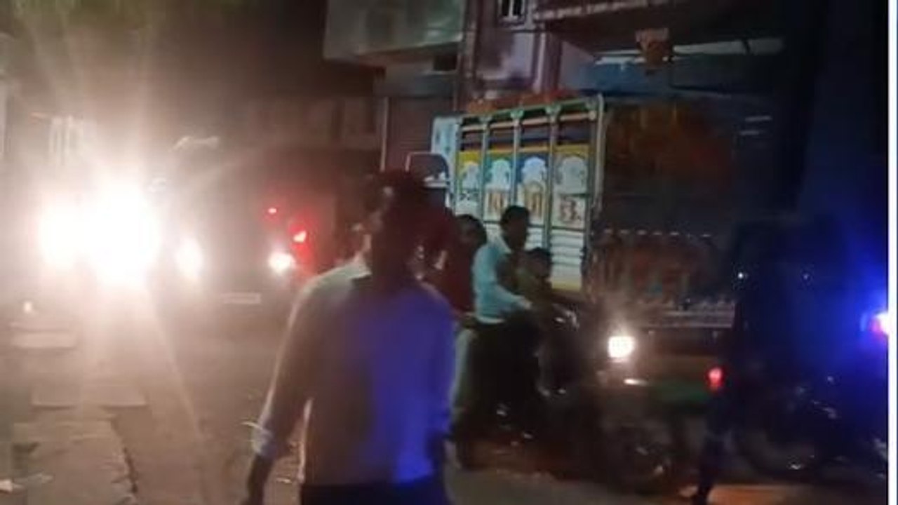 गुना: बीच बाजार में जाम लगना आमबात,जाने क्या है इसकी मुख्य वजह