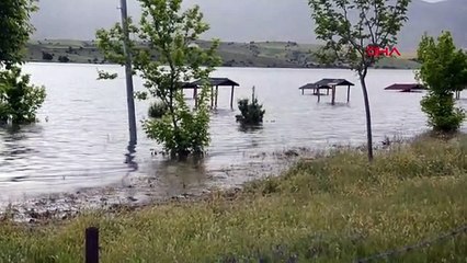 Le taux d'occupation du barrage de Kılıçkaya a atteint 100 %, la zone de loisirs et les installations sociales ont été submergées.