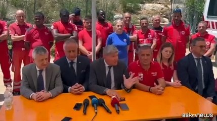 Lampedusa, l'hotspot passa alla Cri: "Sapevamo che era lavoro gravoso"