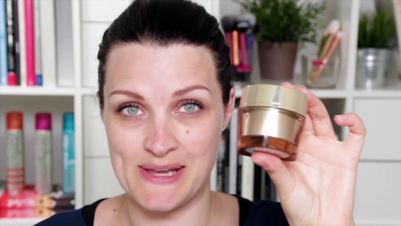 What Makeup To Wear To The Beach Real Techniques video Dailymotion