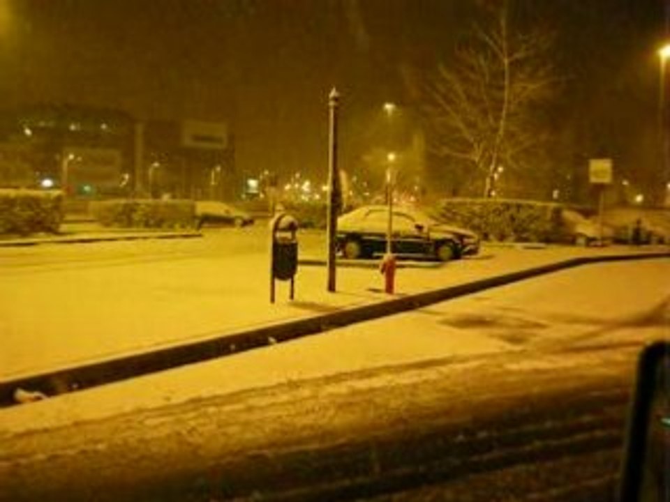 LE PRINTEMPS SOUS LA NEIGE !