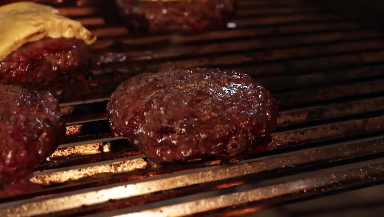 Burger Battle Royale: Which Fast Food Chain Has the Best Burger?