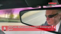 MHP Lideri Bahçeli klasik otomobilinin direksiyonuna geçti