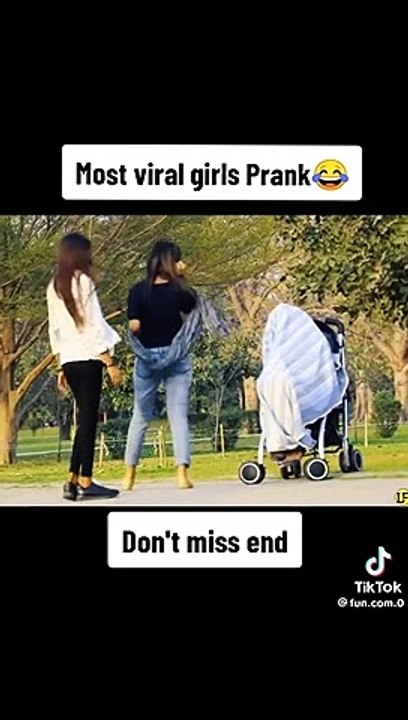 So funny boys #on oather_girl_parank