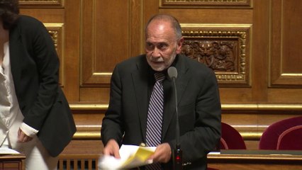 Justice: les sénateurs écologistes s'opposent à l'activation à distance des téléphones portables